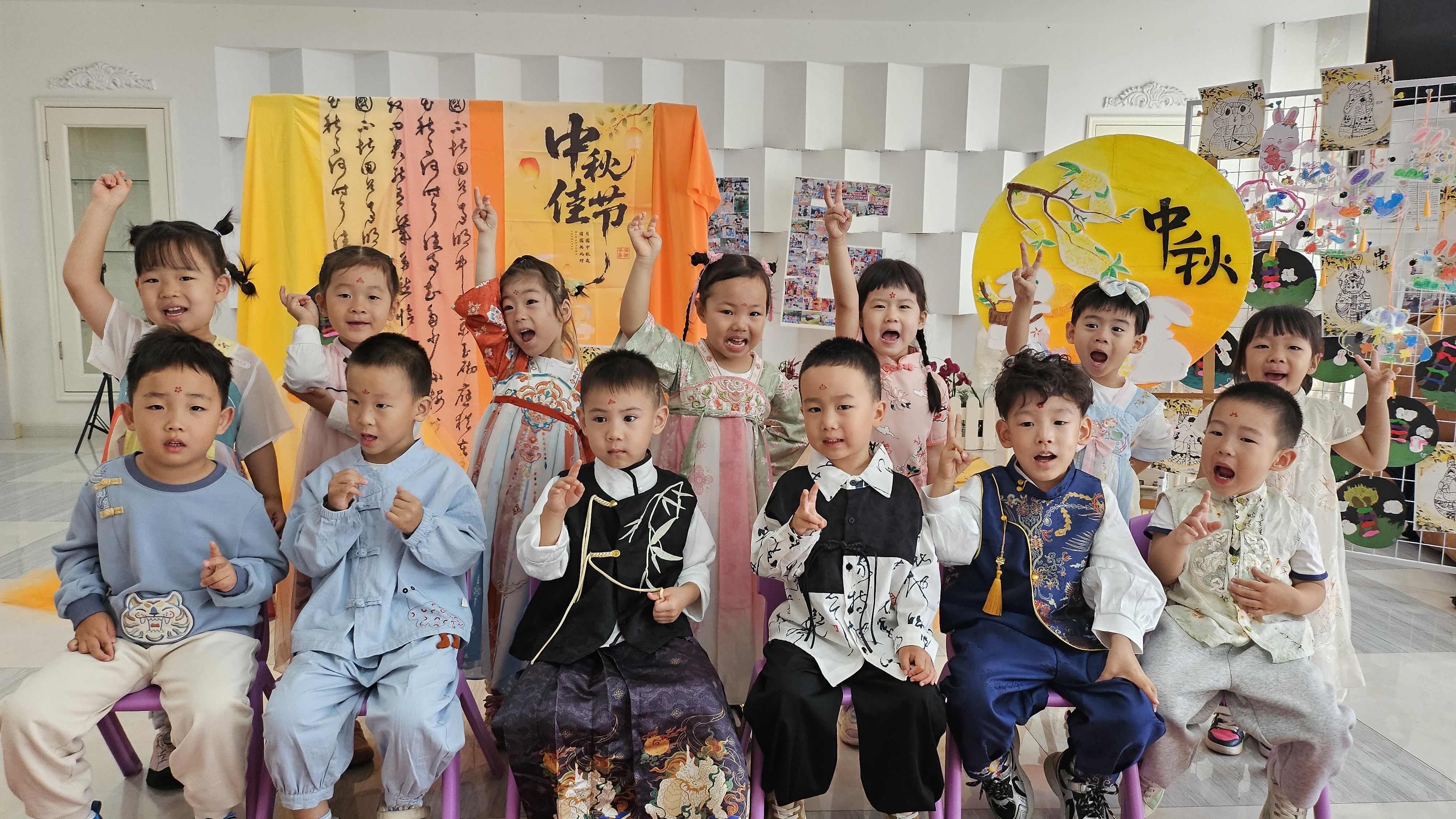 中秋遇童心，月圆共相伴│卓锦万代兰幼稚园（长江园）中秋节活动